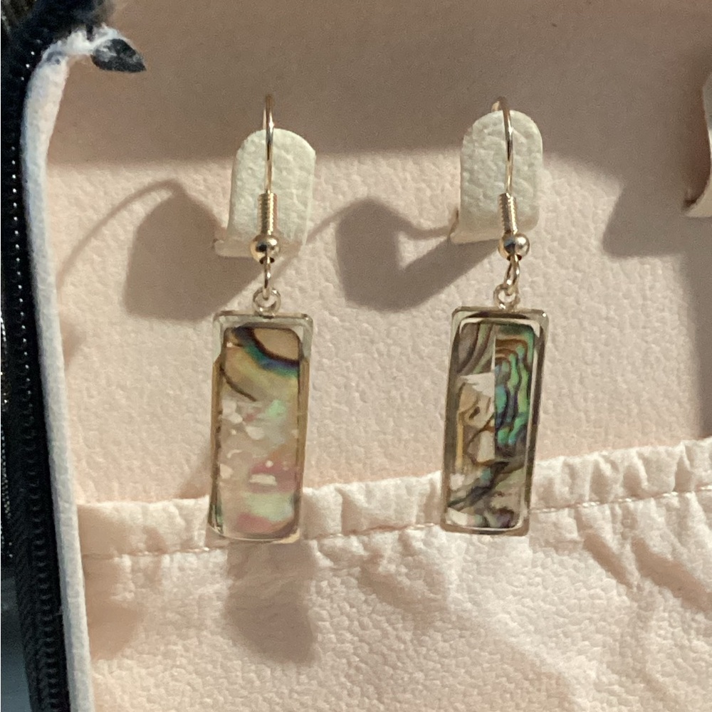 🐚Abalone Shell Earring Set – 2 Pair Bundle ✨ - Picture 13 of 17